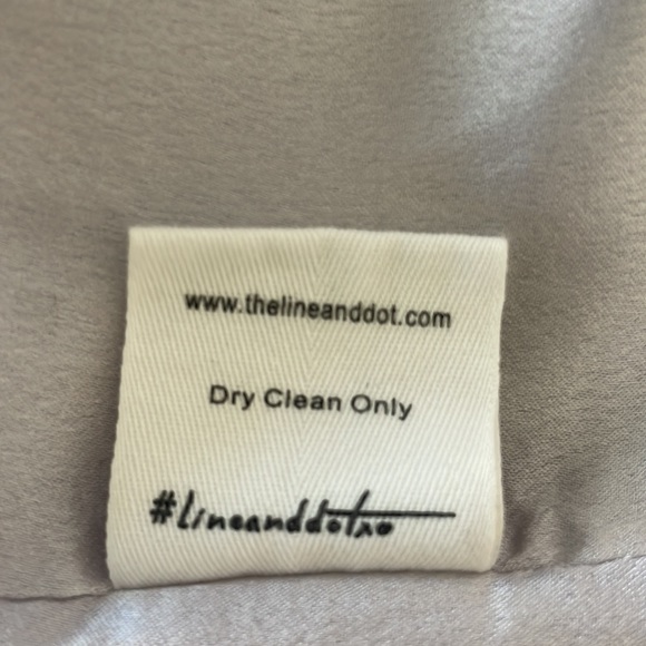 Line and Dot Women’s Shiny Silver Reue Jacket / Robe Size XS - Picture 11 of 11